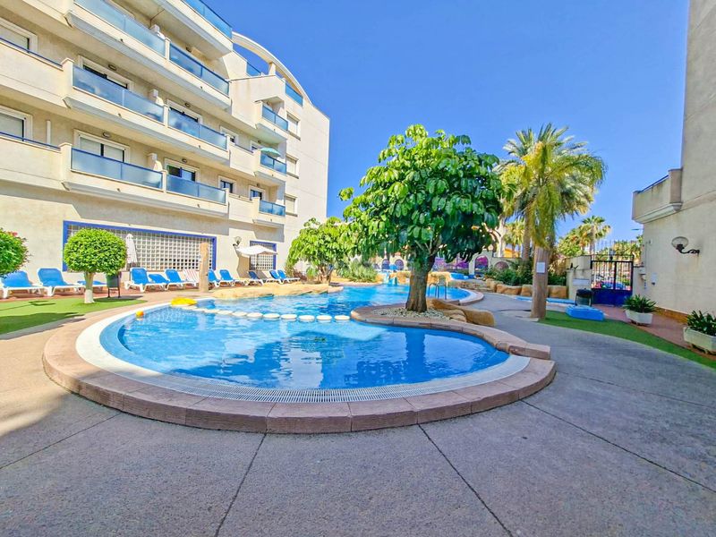 Foto 7556c812-8459-4409-827a-68d22fcff084. Apartament amb aparcament a Aguamarina Orihuela