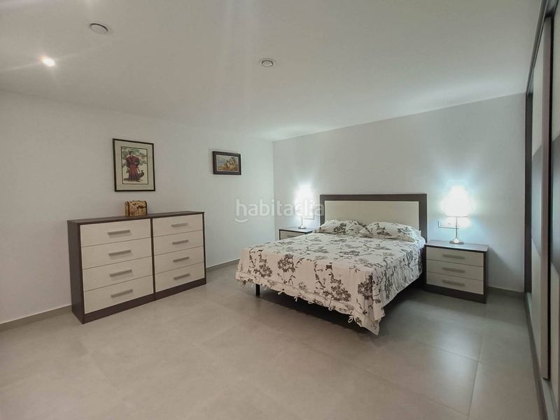 Foto ce4d1f69-8bb2-4435-b985-11307cdb379b. Casa a Benijófar
