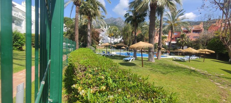 Foto 00619b79-e9af-40a7-98c2-827cf17b2a4d. Apartament a Las Lomas de Río Verde Marbella