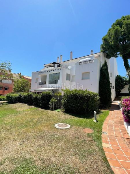 Foto 45d920e6-3880-48b1-aee0-d2bf65283d0f. Apartament a Las Lomas de Río Verde Marbella