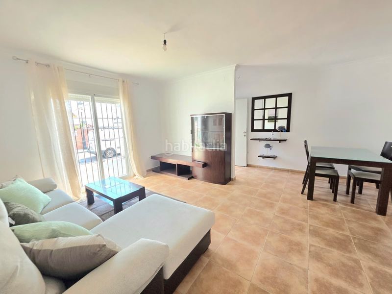 Foto d9ee9e47-e53a-46ed-9952-5a661006ad8e. Casa adossada a Manilva pueblo Manilva