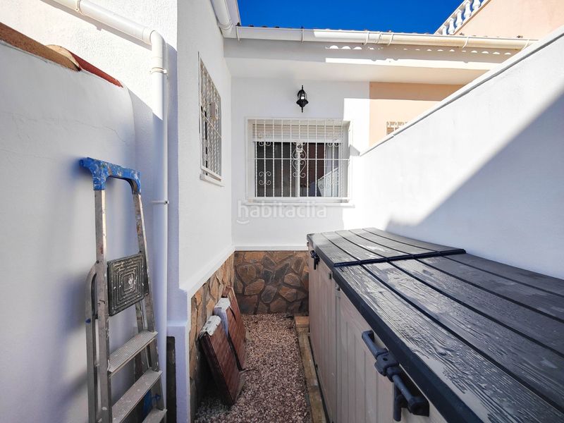 Foto 1dd0676e-e22b-4ce0-94fc-6e3d1b77619d. Casa amb aparcament a Rojales