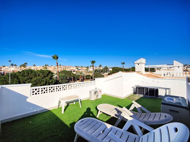 Foto 8668e4a1-a789-4748-95d1-0209888aa7c2. Casa amb aparcament a Rojales