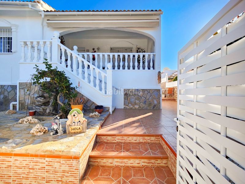Foto 9685c280-0b73-44f1-8fe6-a9026b92c6f5. Casa amb aparcament a Rojales