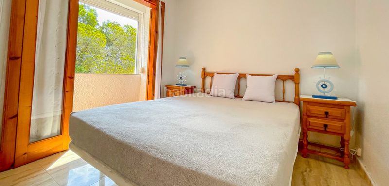 Foto 569b9491-eb13-4a5d-9326-681fe560b640. Casa adossada a Playa Flamenca Orihuela