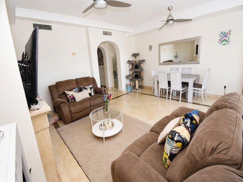 Foto 0291ff10-76f4-4f58-9841-da2d6a157348. Casa a Centro Estepona