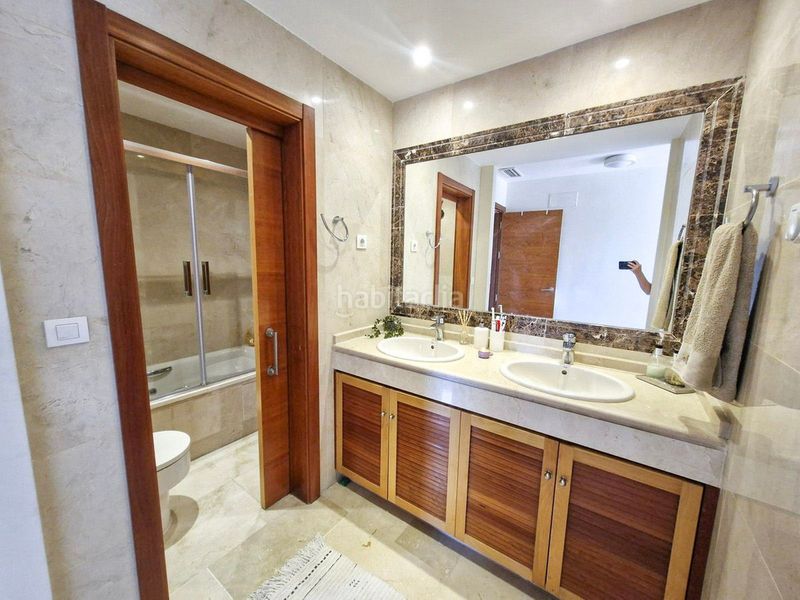 Foto d595721d-ede4-4225-be44-a59a94804a66. Casa amb aparcament piscina a Parque Central Estepona