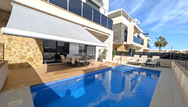Foto 9d0888e3-f6a9-4f2b-b774-346f86e1cdd1. Casa a Cabo Roig Orihuela