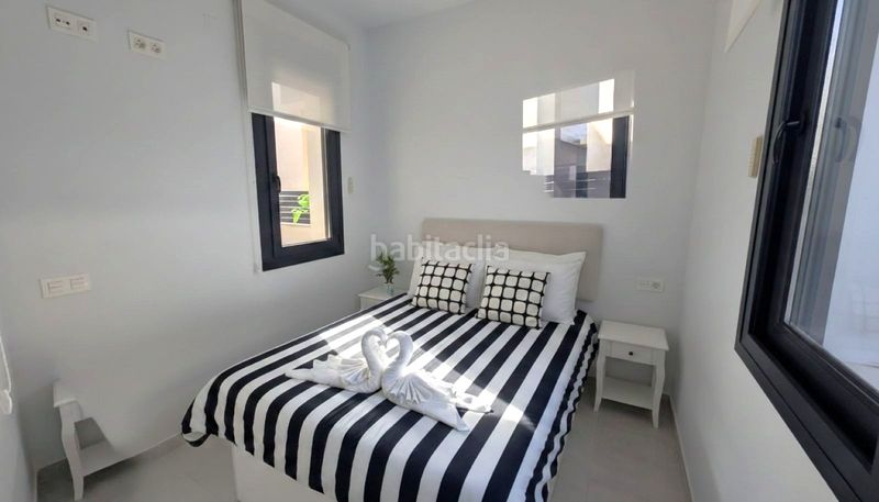 Foto f4b758e0-9130-4e99-9e3e-5248209a8d2f. Casa a Cabo Roig Orihuela