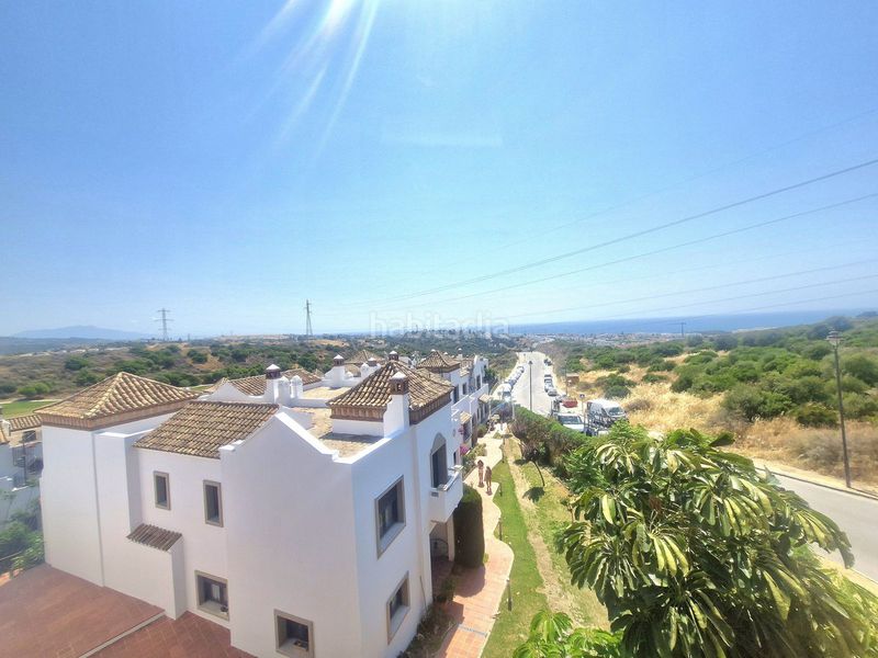 Foto 1791863d-3da7-4cb3-886f-6de69505966c. Casa amb aparcament piscina a Manilva pueblo Manilva