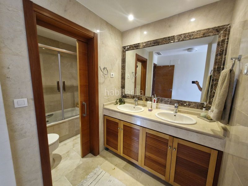 Foto 5a96e320-8a4d-43c0-8f78-b292c824e45a. Casa amb aparcament piscina a Manilva pueblo Manilva