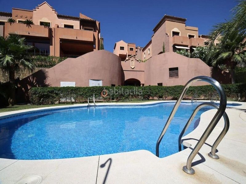 Foto 8bb62e1e-ad9b-4098-a718-c6cd8a9a614f. Casa amb aparcament piscina a Manilva pueblo Manilva