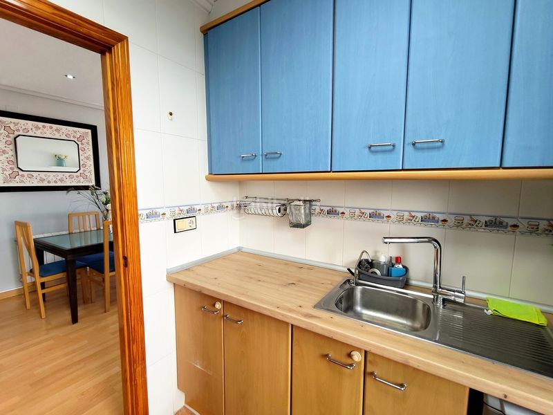 Foto d52328a3-f650-4752-9a32-79c8517b4cd3. Casa adossada amb aparcament a Punta Prima Torrevieja