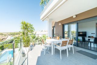 Dachwohnung in Villamartín-Las Filipinas