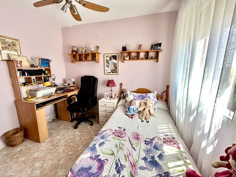 Foto c7fa53c4-a5ca-41fa-8585-66ee5417b517. Casa adossada a Punta Prima Torrevieja