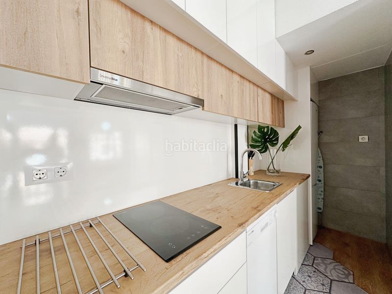 Foto f520ddef-12eb-43eb-8a4e-7d404088b43a. Casa a Playa Flamenca Orihuela