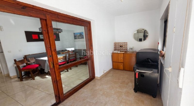 Foto 7b4dbe02-07ec-418b-ac01-6ab2937d23b4. Casa amb aparcament a Las Flores Mijas