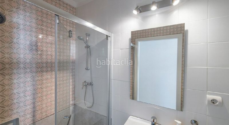 Foto d730b59a-1c22-4602-a425-2b8b81ad2123. Casa amb aparcament a Las Flores Mijas