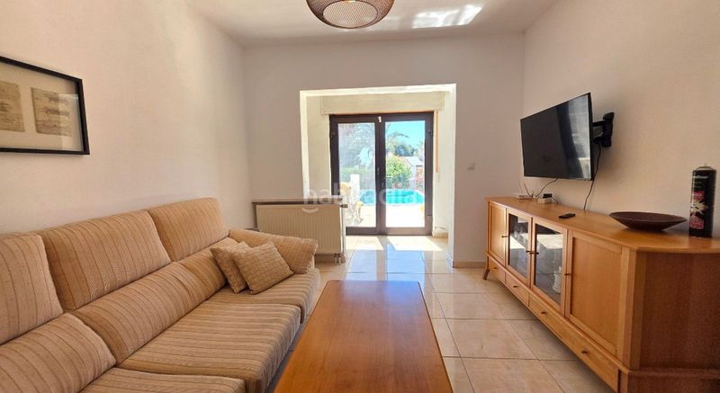 Foto d8b63c78-49e8-4948-bff7-ccca213e7c5e. Casa amb piscina a El Faro de Calaburra - Chaparral Mijas