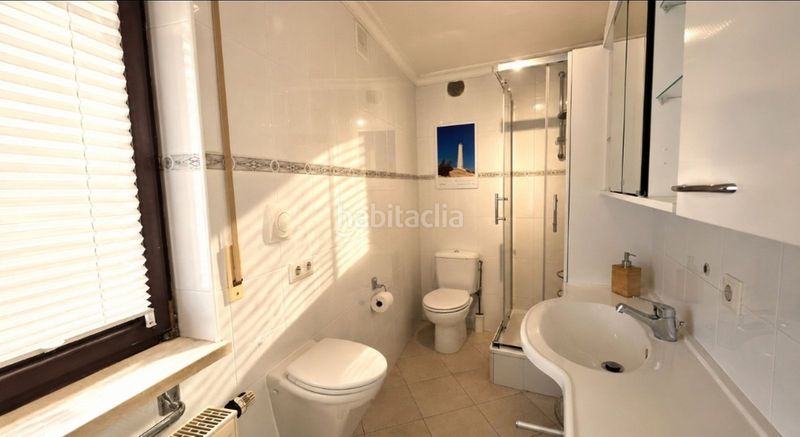 Foto f97e43f5-9a7c-48b3-a521-2c8d5810a68d. Casa amb piscina a El Faro de Calaburra - Chaparral Mijas