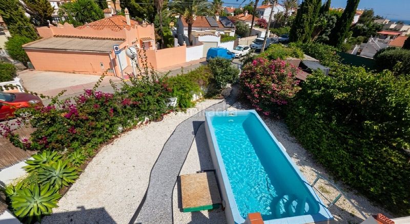 Foto d8cf6037-93d4-467c-8679-f841b87b7483. Casa amb aparcament a Las Flores Mijas