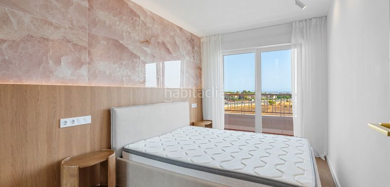 Foto 7c6ca4aa-ac49-44e3-8da1-d294238829eb. Apartament amb aparcament a Punta Prima Torrevieja