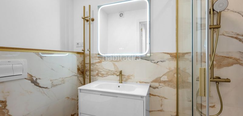 Foto bec4f0d7-533b-45b7-9b3e-2177623e0f67. Apartament amb aparcament a Punta Prima Torrevieja