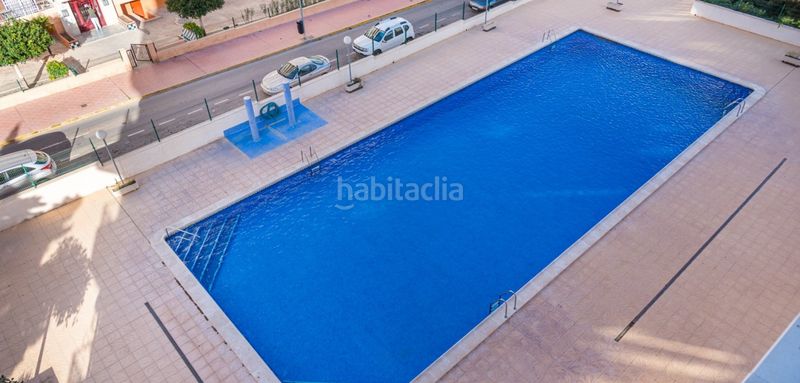 Foto cfa9e613-f48d-41dd-a874-92d3e94e9407. Apartament amb aparcament a Punta Prima Torrevieja