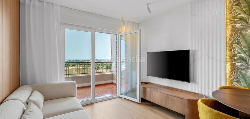 Foto db34590e-de71-42f8-a80c-414d17e56f10. Apartament amb aparcament a Punta Prima Torrevieja