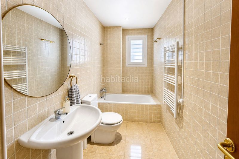 Foto c63e9d4c-5982-498c-af82-42b852a778b9. Casa a Manilva pueblo Manilva