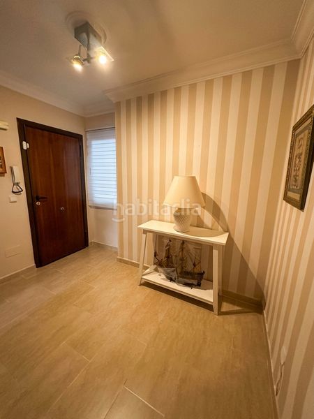 Foto 46f7b180-6653-43ee-af2f-e46bf144391e. Apartamento en Zona Calvario Estepona