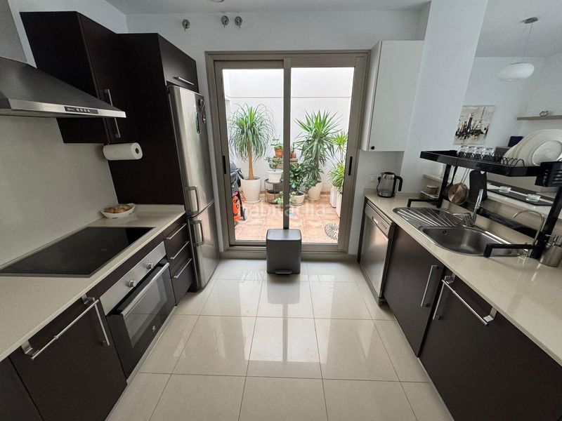 Foto 447da468-d5d9-4a95-9cec-85650f2e913d. Casa adossada a Punta Prima Torrevieja