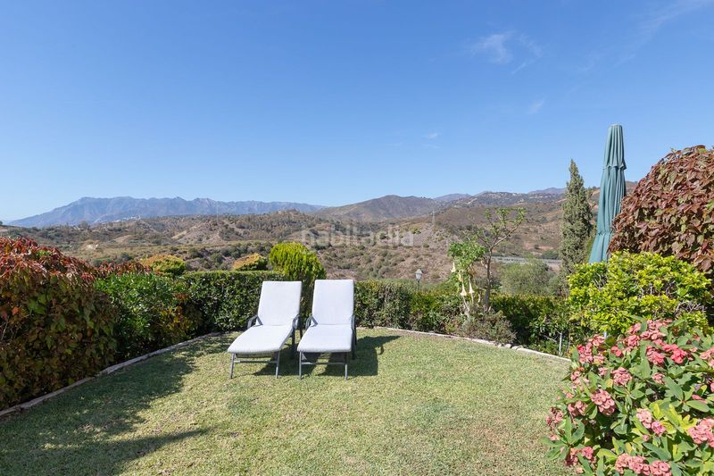 Foto 98c7f2be-71c4-4db6-bbc6-28115ae648ae. Casa amb aparcament a Elviria Marbella