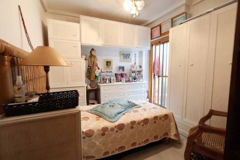 Foto b4b7a640-8450-48c6-b87c-d7301529b6bd. Casa a El Acequión Torrevieja