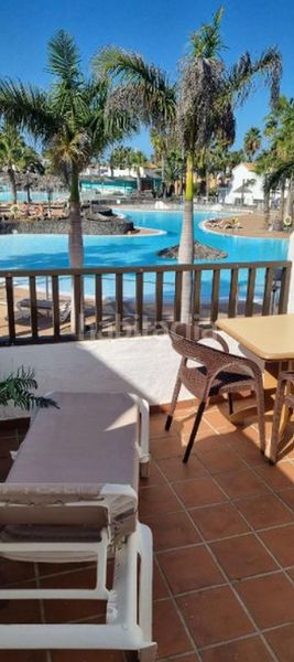 Foto 90ef1409-0132-4ae8-a3ed-fc36bc0a6a75. Apartament amb piscina a Corralejo Oliva (La)
