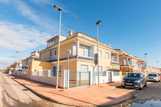 Casa adossada a Roda