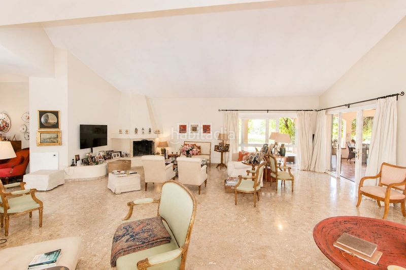 Foto ea7fa1ee-0b67-401a-b8ae-6ad79df84da9. Casa amb aparcament a los arqueros - puerto del almendro Benahavís