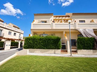 Casa adossada a La Duquesa