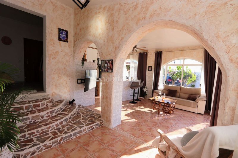Foto b506b8d5-70d0-4e11-b48f-64ffdc3c4158. Casa amb aparcament piscina a Centro Rojales