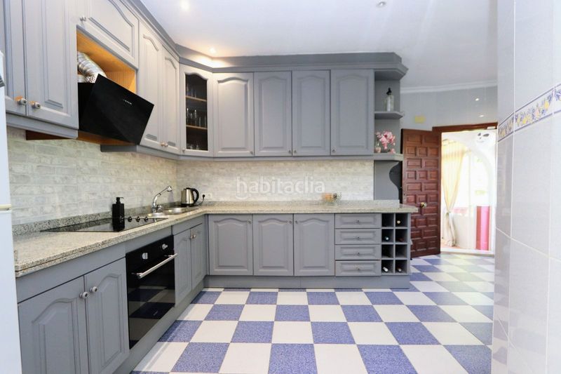 Foto d0622cbe-5121-4656-9b98-eafb047cd979. Casa amb aparcament piscina a Centro Rojales