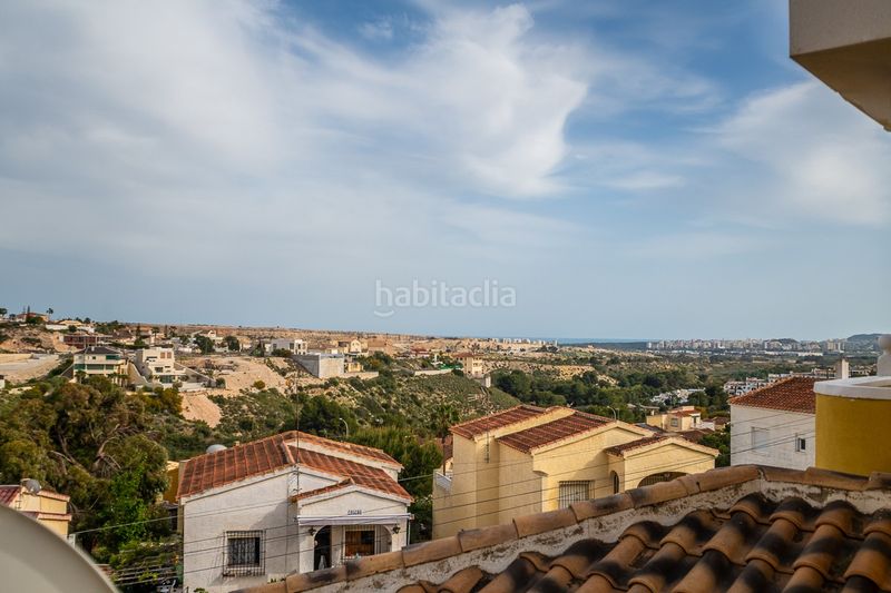 Foto f598eda7-4b46-4cae-a547-42aed0563951. Casa amb aparcament a Centro Rojales