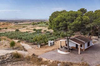 Casa a Gea y Truyols