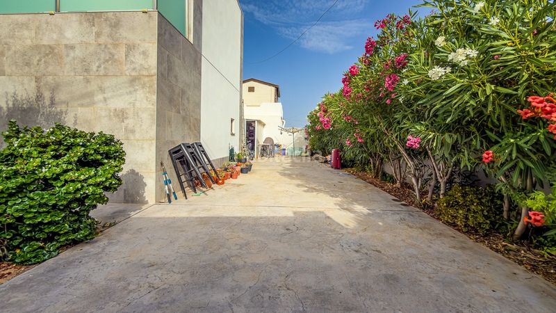 Foto c5ffe382-ad8a-4918-b24e-5c5e53cafdd7. Casa amb piscina a Parque de las Naciones Torrevieja
