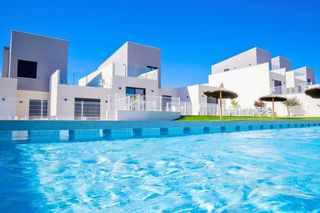 Maison jumelée à Baños y Mendigo