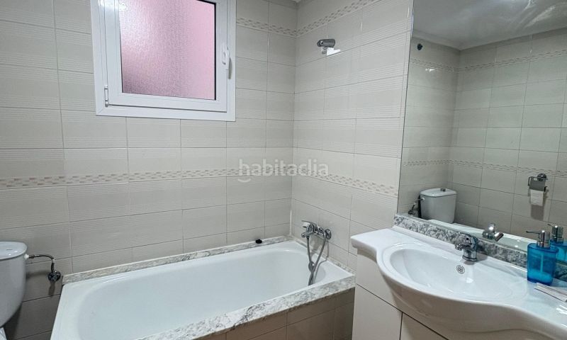 Foto 3e698e43-5769-4fe2-849d-786a05a5221c. Casa amb aparcament a El Acequión Torrevieja