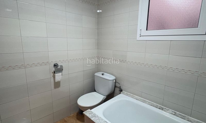 Foto 5c64170f-fa81-4d17-a157-69ae6f2bd202. Casa amb aparcament a El Acequión Torrevieja