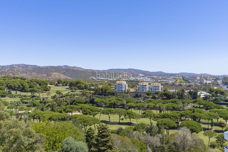Foto 9c15efe5-fd71-4ef4-8df4-0d6c3853b885. Casa a Río Real Marbella