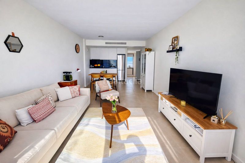 Foto f842b1c8-9bda-48da-9ef9-0f46f69031a5. Casa amb aparcament a Centro Estepona