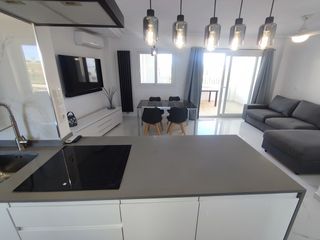 Apartament a Jerónimo y Avileses