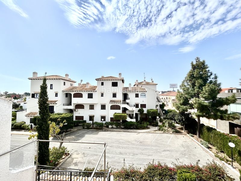 Foto d835d804-fc7c-4f36-babc-8560de88450b. Casa a Cabo Roig Orihuela